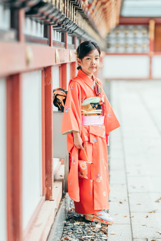 聖徳太子堂付近で撮影した7歳女の子の七五三ソロ写真
